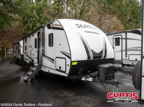 Used 2022 CrossRoads Sunset Trail 242BH For Sale by Curtis Trailers - Portland available in Portland, Oregon