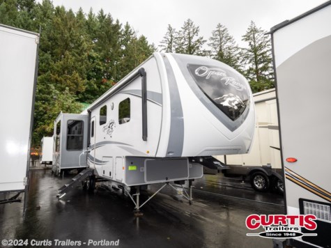 Used 2020 Highland Ridge Open Range 284RLS For Sale by Curtis Trailers - Portland available in Portland, Oregon