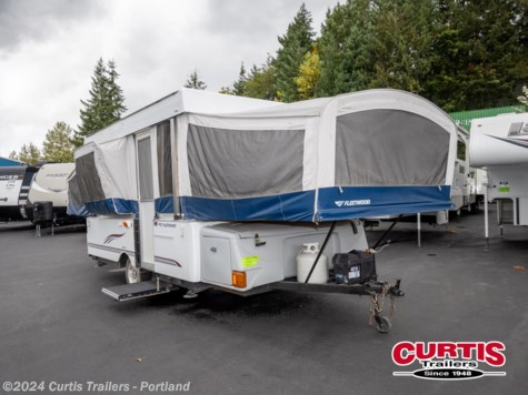 Used 2006 Fleetwood Coleman Bayside For Sale by Curtis Trailers - Portland available in Portland, Oregon