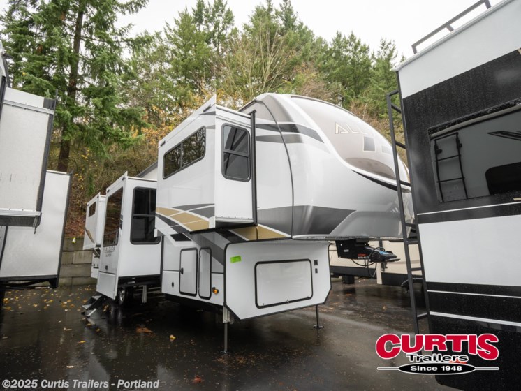 Email now about this 2022 Alliance RV Paradigm 385FL! Used 2022 Alliance RV Paradigm 385FL available in Portland, Oregon