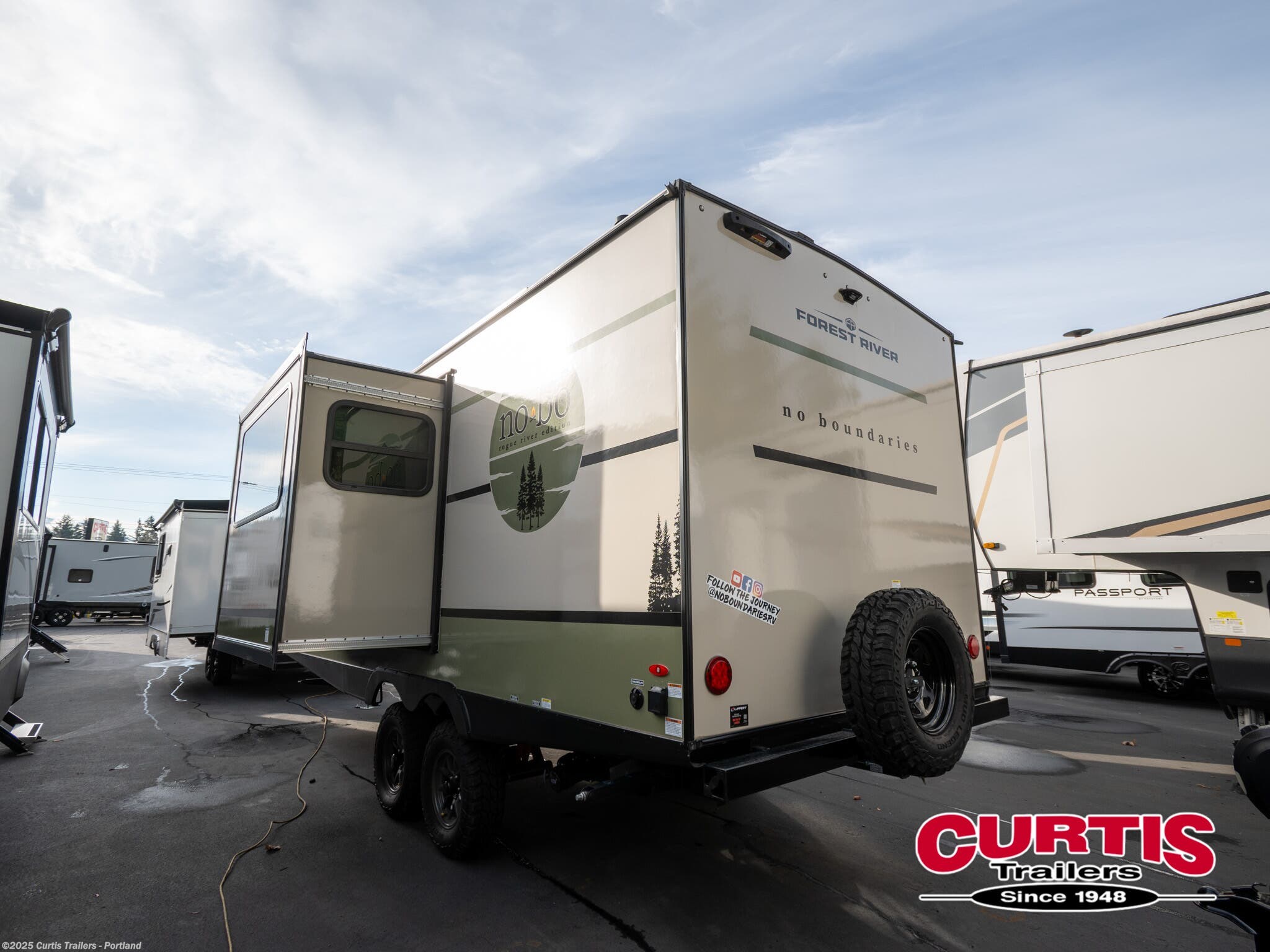 Call now about this 2025 Forest River No Boundaries 20.4! 2025 Forest River No Boundaries 20.4 - Used Travel Trailer For Sale by Curtis Trailers - Portland in Portland, Oregon