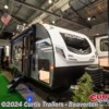 2024 Venture RV Sonic 220vbh  - Travel Trailer New  in Portland OR For Sale by Curtis Trailers - Portland call 503-760-1363 today for more info.