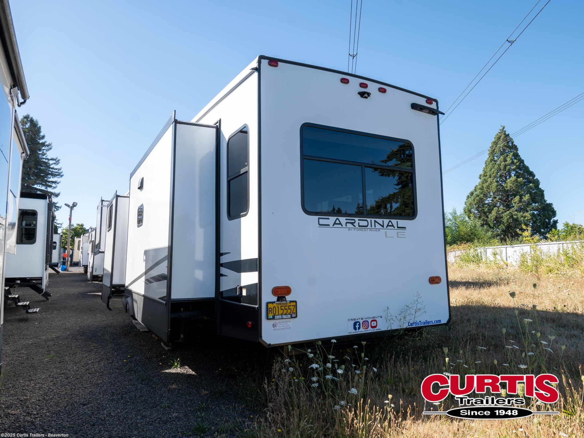 Contact us now about this 2022 Forest River Cardinal LE 379mble! 2022 Cardinal LE 379mble by Forest River from Curtis Trailers - Beaverton in Beaverton, Oregon
