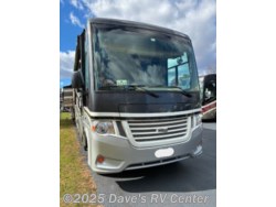 Used 2017 Newmar Bay Star 3124 available in Danbury, Connecticut