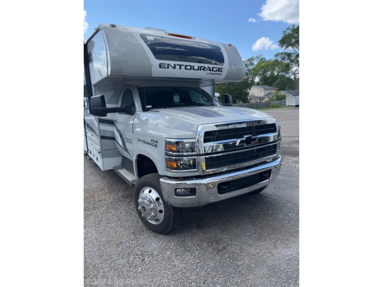 New 2024 Coachmen Entourage 330DS available in Long Grove, Illinois