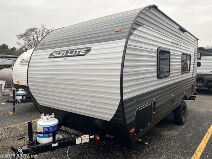 Email now about this 2025 Sunset Park RV Sun Lite 19RB! New 2025 Sunset Park RV Sun Lite 19RB available in Long Grove, Illinois