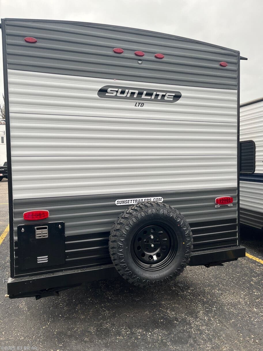 New 2025 Sunset Park RV Sun Lite 19RB available in Long Grove, Illinois