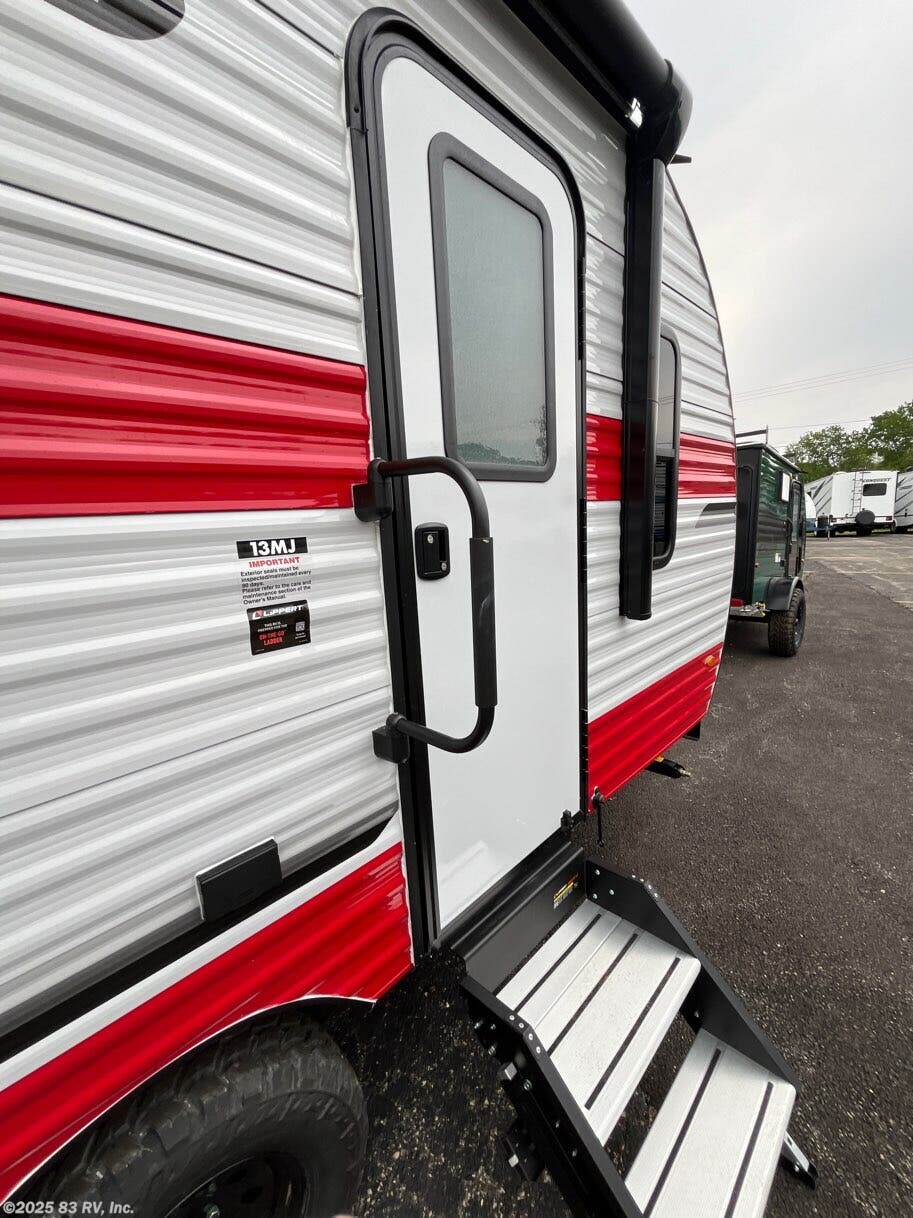 Contact us now about this 2026 Sunset Park RV Sun Lite 13 MJ! 2026 Sun Lite 13 MJ by Sunset Park RV from 83 RV, Inc. in Long Grove, Illinois