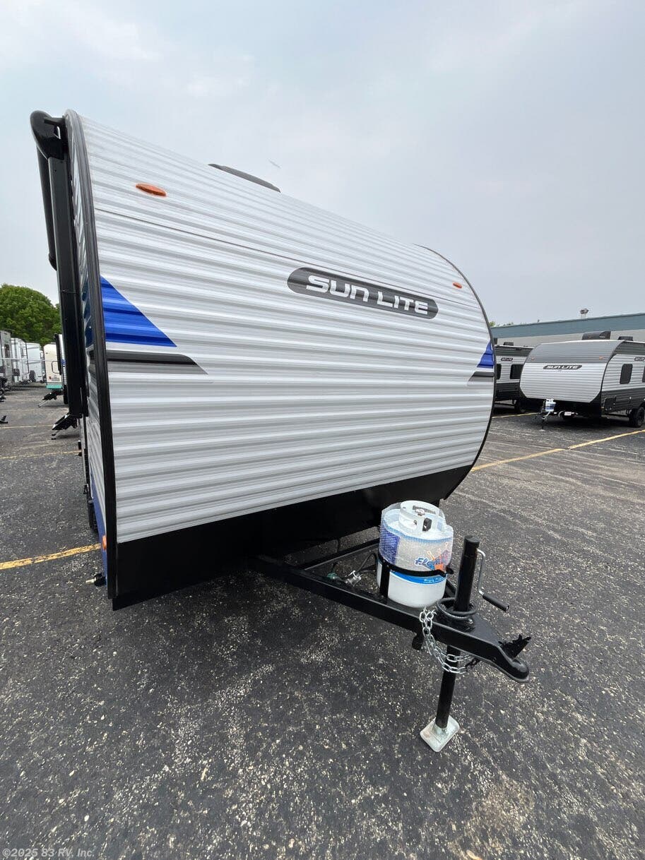 Contact us now about this 2026 Sunset Park RV Sun Lite 13 MJ! 2026 Sun Lite 13 MJ by Sunset Park RV from 83 RV, Inc. in Long Grove, Illinois