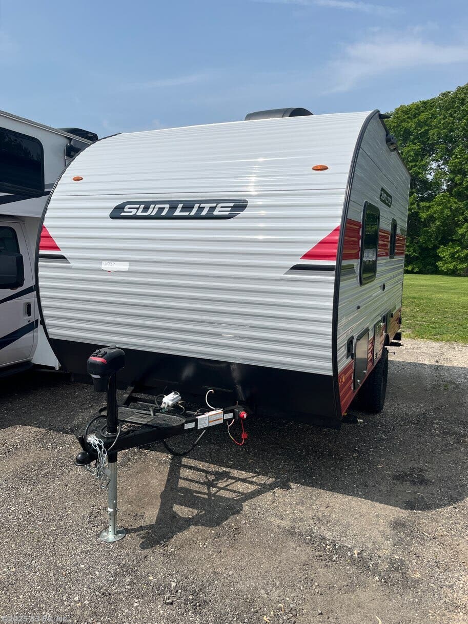 New 2026 Sunset Park RV Sun Lite 16BH available in Long Grove, Illinois