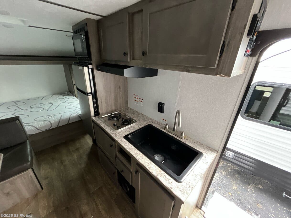 Contact us now about this 2024 Sunset Park RV Sun Lite LTD 19BH LTD! 2024 Sun Lite LTD 19BH LTD by Sunset Park RV from 83 RV, Inc. in Long Grove, Illinois