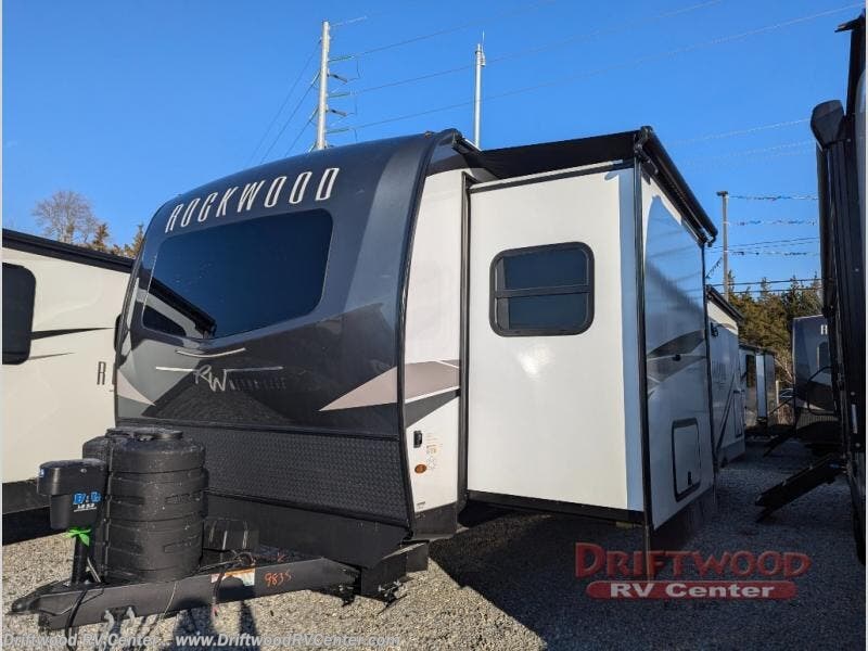 Contact us now about this 2025 Forest River Rockwood Ultra Lite 2906BS! 2025 Rockwood Ultra Lite 2906BS by Forest River from Driftwood RV Center in Clermont, New Jersey