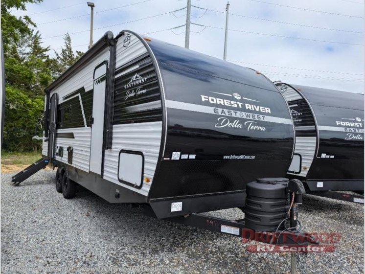 Email now about this 2026 East to West Della Terra 251RD! New 2026 East to West Della Terra 251RD available in Clermont, New Jersey