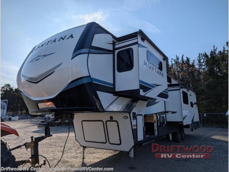 Email now about this 2021 Keystone Montana 3855BR! Used 2021 Keystone Montana 3855BR available in Clermont, New Jersey