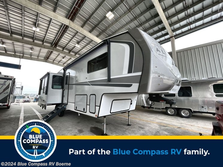 New 2024 Alliance RV Avenue 32RLS available in Boerne, Texas