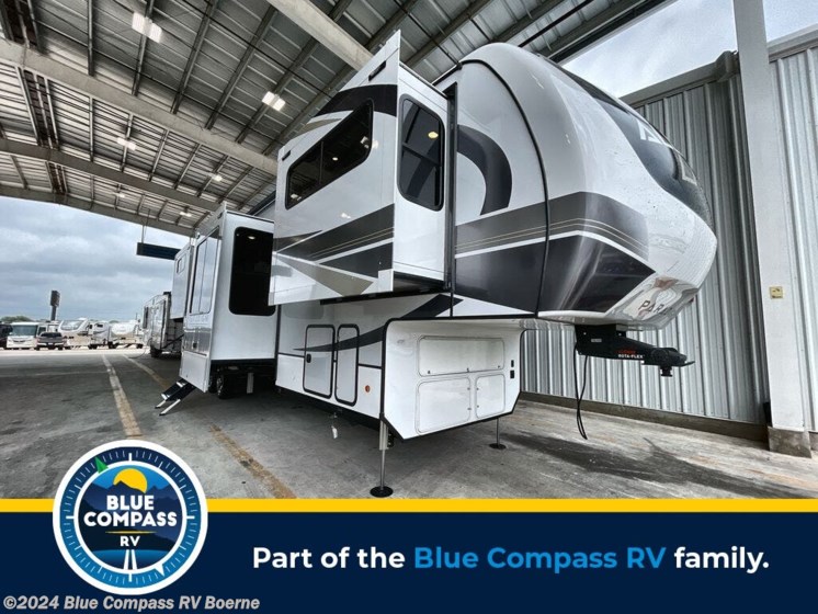 New 2024 Alliance RV Paradigm 385FL available in Boerne, Texas