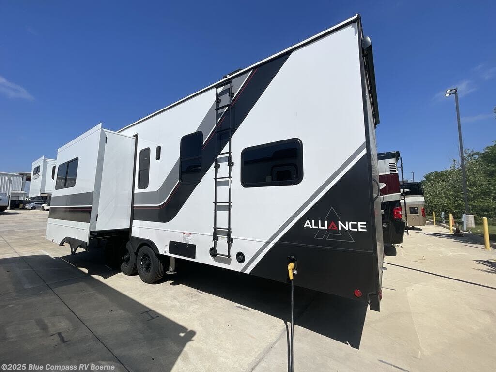 Contact us now about this 2025 Alliance RV Valor All-Access 40V13! 2025 Valor All-Access 40V13 by Alliance RV from Blue Compass RV Boerne in Boerne, Texas