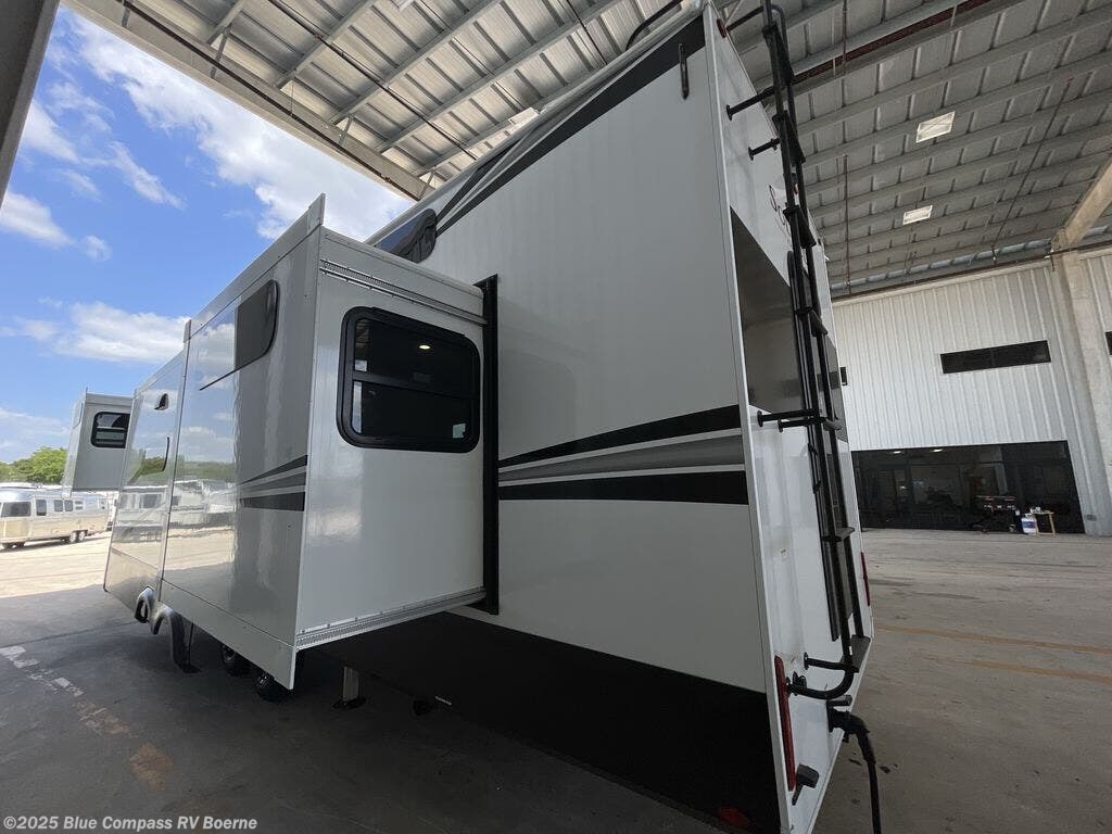 New 2025 Grand Design Solitude 391DL available in Boerne, Texas