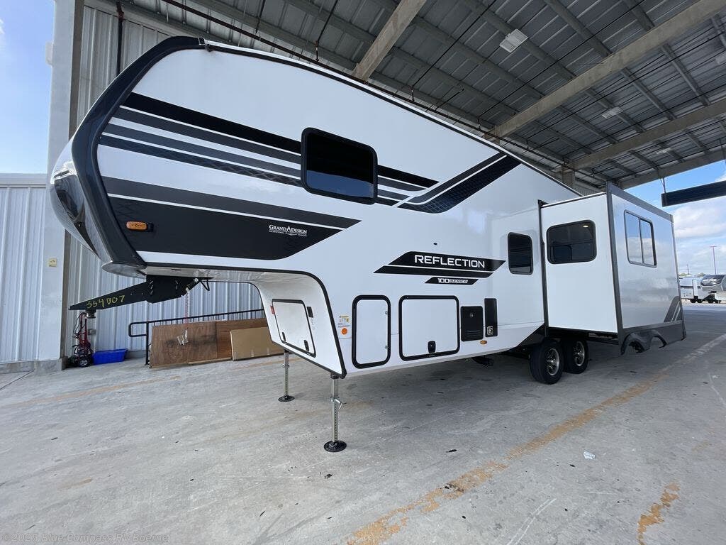 Contact us now about this 2026 Grand Design Reflection 100 Series 27BH! 2026 Reflection 100 Series 27BH by Grand Design from Blue Compass RV Boerne in Boerne, Texas