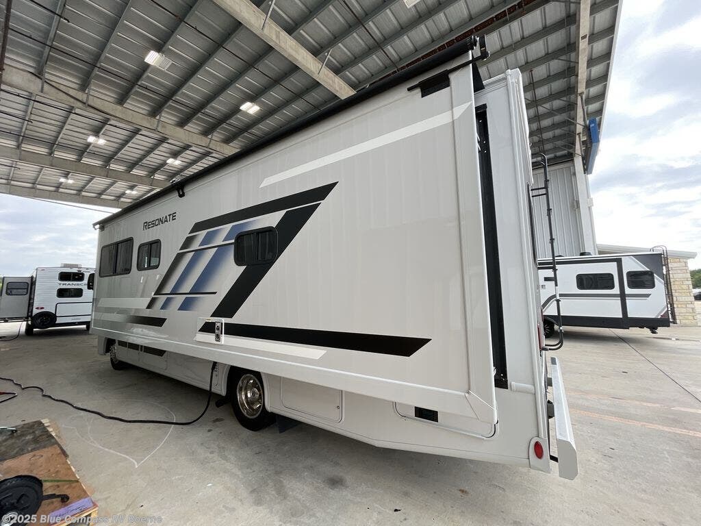 New 2026 Thor Motor Coach Resonate 29D available in Boerne, Texas