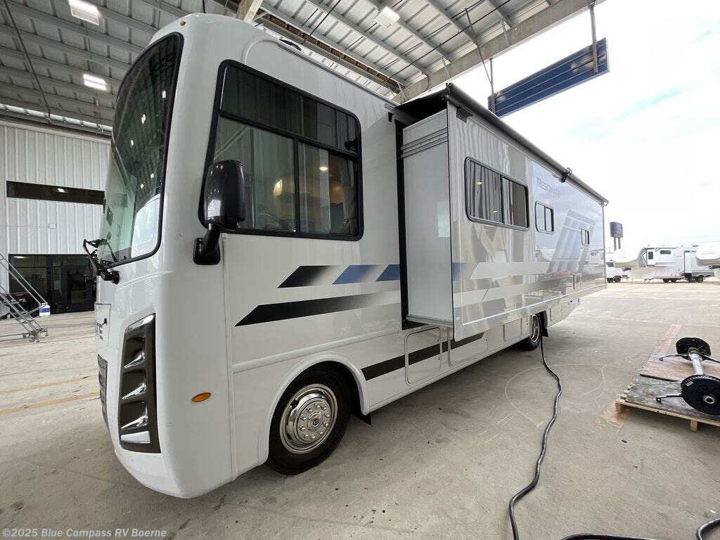 Contact us now about this 2026 Thor Motor Coach Resonate 29D! 2026 Resonate 29D by Thor Motor Coach from Blue Compass RV Boerne in Boerne, Texas