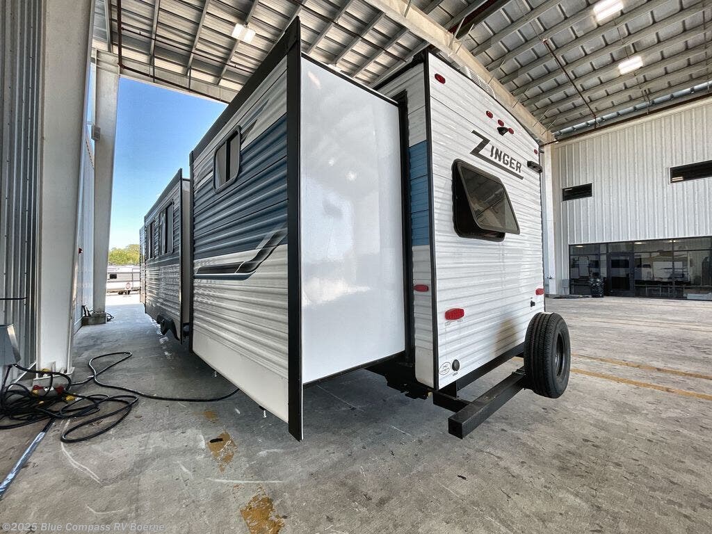 New 2025 CrossRoads Zinger 340BH available in Boerne, Texas