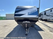 Contact us now about this 2025 CrossRoads Zinger 340BH! 2025 Zinger 340BH by CrossRoads from Blue Compass RV Boerne in Boerne, Texas