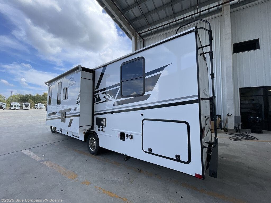 Contact us now about this 2026 East to West Entrada 28000S! 2026 Entrada 28000S by East to West from Blue Compass RV Boerne in Boerne, Texas