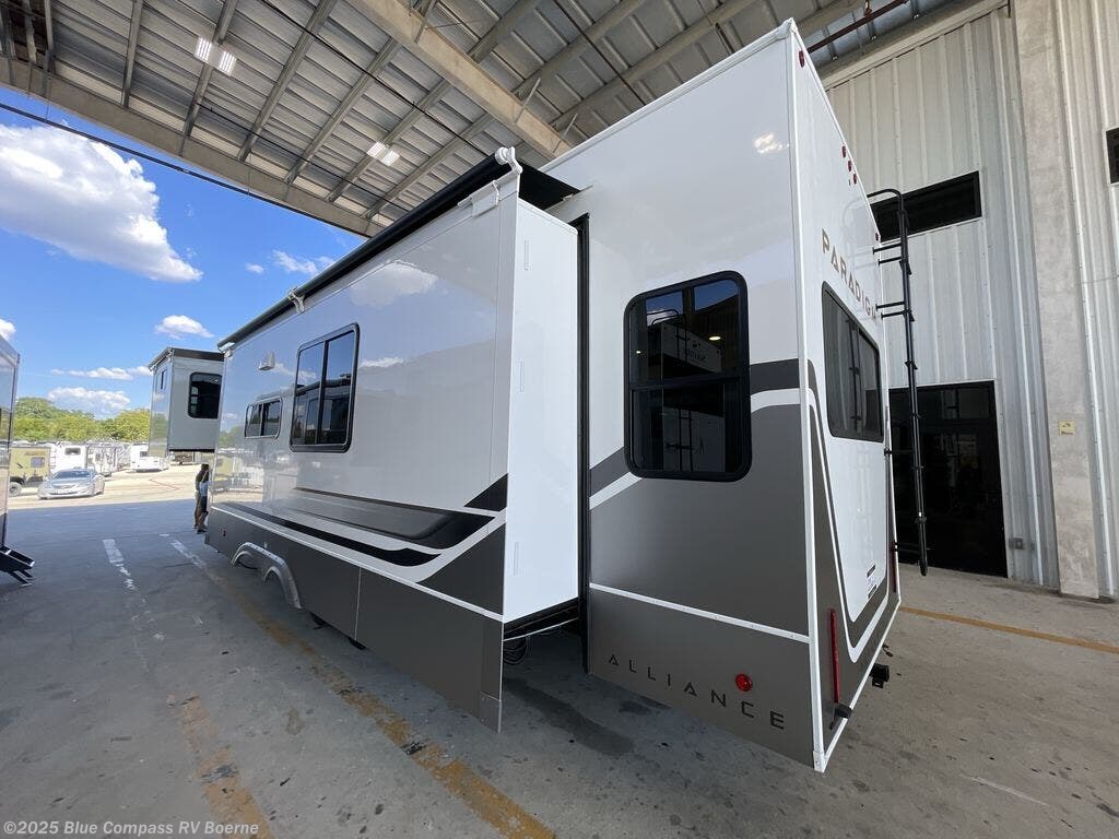 Contact us now about this 2026 Alliance RV Paradigm 388SP! 2026 Paradigm 388SP by Alliance RV from Blue Compass RV Boerne in Boerne, Texas