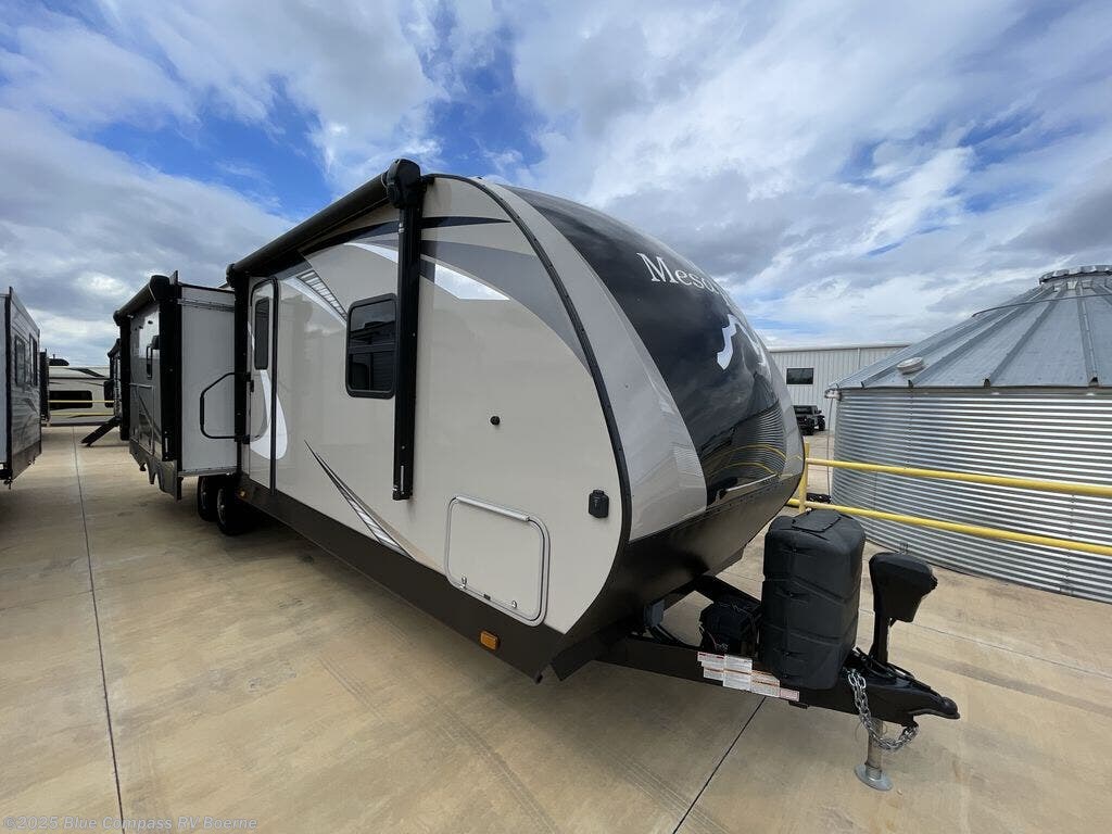 Call now about this 2021 Highland Ridge Mesa Ridge Limited MR275RLS! 2021 Highland Ridge Mesa Ridge Limited MR275RLS - Used Travel Trailer For Sale by Blue Compass RV Boerne in Boerne, Texas
