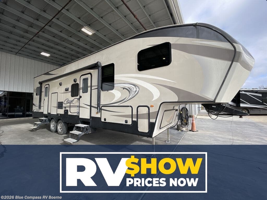 Email now about this 2018 Keystone Cougar Half-Ton Series 326SRX! Used 2018 Keystone Cougar Half-Ton Series 326SRX available in Boerne, Texas