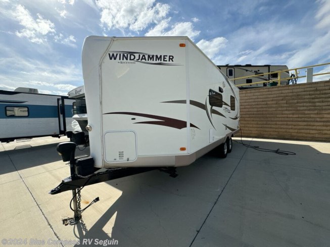 2011 Forest River Rockwood Wind Jammer 2102W - Used Travel Trailer For Sale by Blue Compass RV Seguin in Seguin, Texas