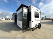 Call now about this 2025 CrossRoads Zinger 320FB! 2025 CrossRoads Zinger 320FB - New Travel Trailer For Sale by Blue Compass RV Seguin in Seguin, Texas