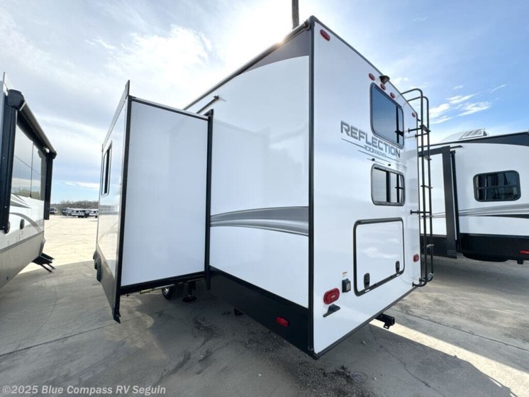 Email now about this 2025 Grand Design Reflection 100 Series 27BH! New 2025 Grand Design Reflection 100 Series 27BH available in Seguin, Texas
