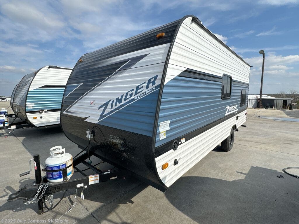 Contact us now about this 2025 CrossRoads Zinger Lite ZR18BH! 2025 Zinger Lite ZR18BH by CrossRoads from Blue Compass RV Seguin in Seguin, Texas