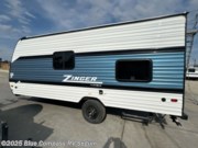 Call now about this 2025 CrossRoads Zinger Lite ZR18BH! 2025 CrossRoads Zinger Lite ZR18BH - New Travel Trailer For Sale by Blue Compass RV Seguin in Seguin, Texas