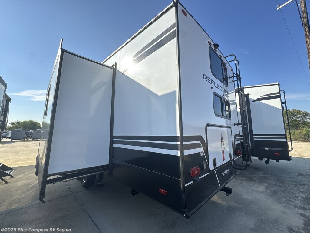 Contact us now about this 2026 Grand Design Reflection 100 Series 27BH! 2026 Reflection 100 Series 27BH by Grand Design from Blue Compass RV Seguin in Seguin, Texas