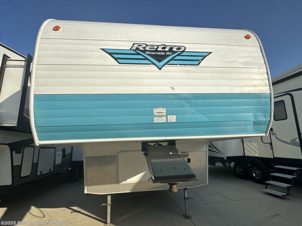 Email now about this 2018 Riverside RV Retro 526RK! Used 2018 Riverside RV Retro 526RK available in Seguin, Texas