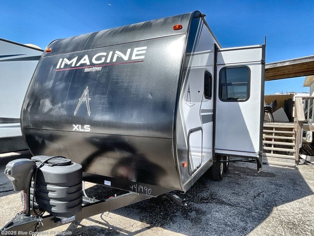 New 2025 Grand Design Imagine XLS 17MKE available in Seguin, Texas