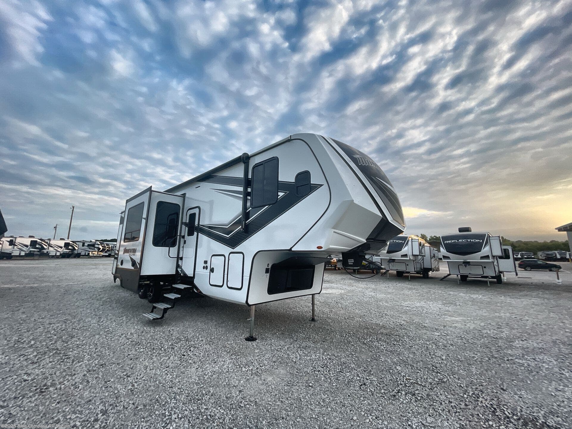 Email now about this 2026 Grand Design Momentum G-Class 350G! New 2026 Grand Design Momentum G-Class 350G available in Seguin, Texas