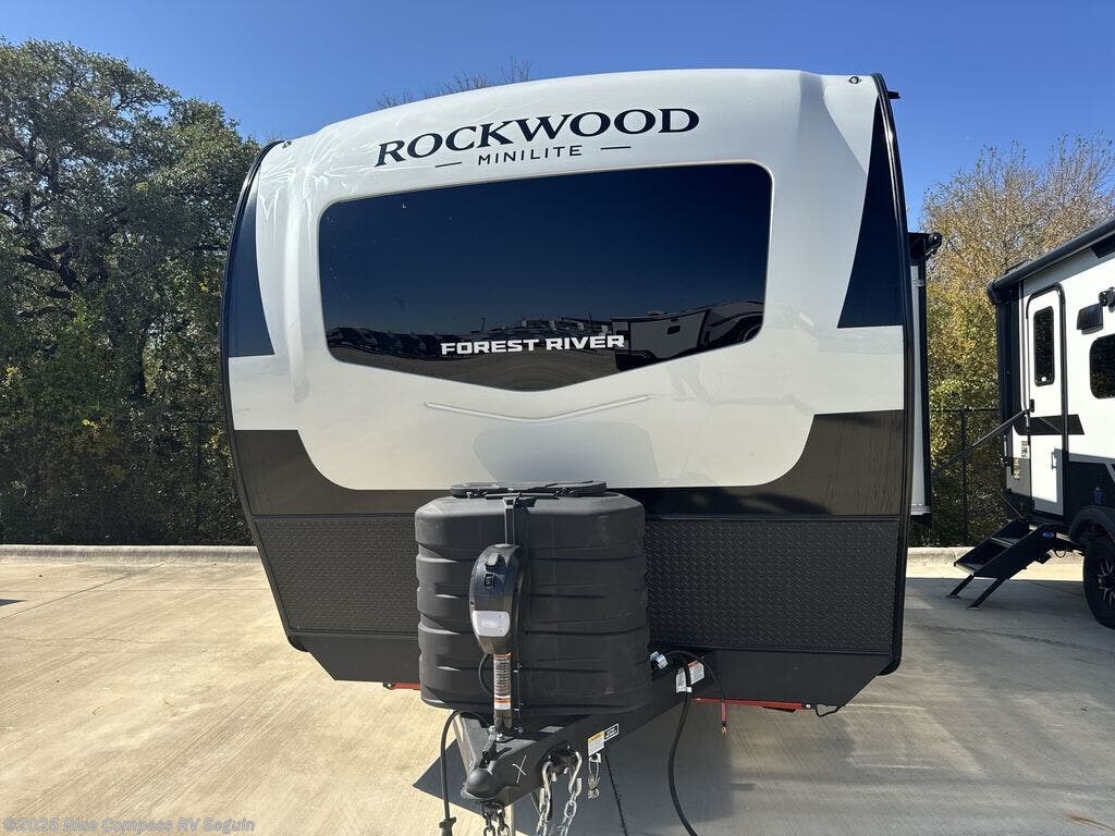Email now about this 2026 Forest River Rockwood Mini Lite 2109S! New 2026 Forest River Rockwood Mini Lite 2109S available in Seguin, Texas