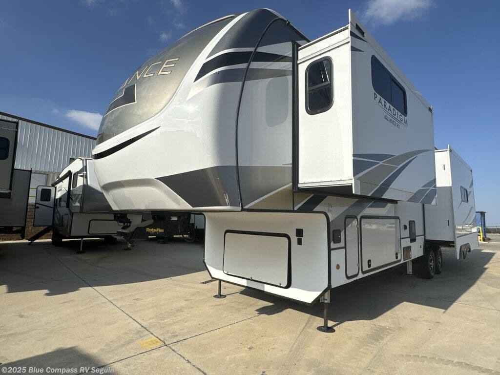 Used 2022 Alliance RV Paradigm 340RL available in Seguin, Texas