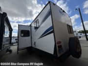 Call now about this 2021 Cruiser RV Shadow Cruiser 277BHS! 2021 Cruiser RV Shadow Cruiser 277BHS - Used Travel Trailer For Sale by Blue Compass RV Seguin in Seguin, Texas