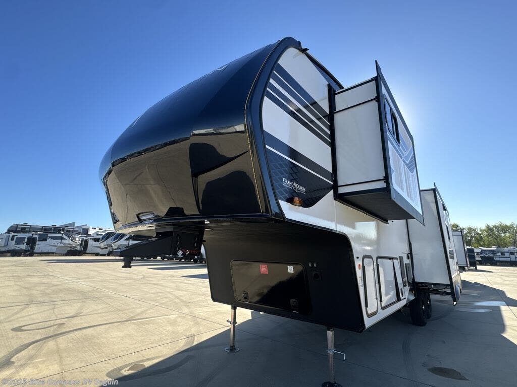 New 2026 Grand Design Reflection 303RLS available in Seguin, Texas