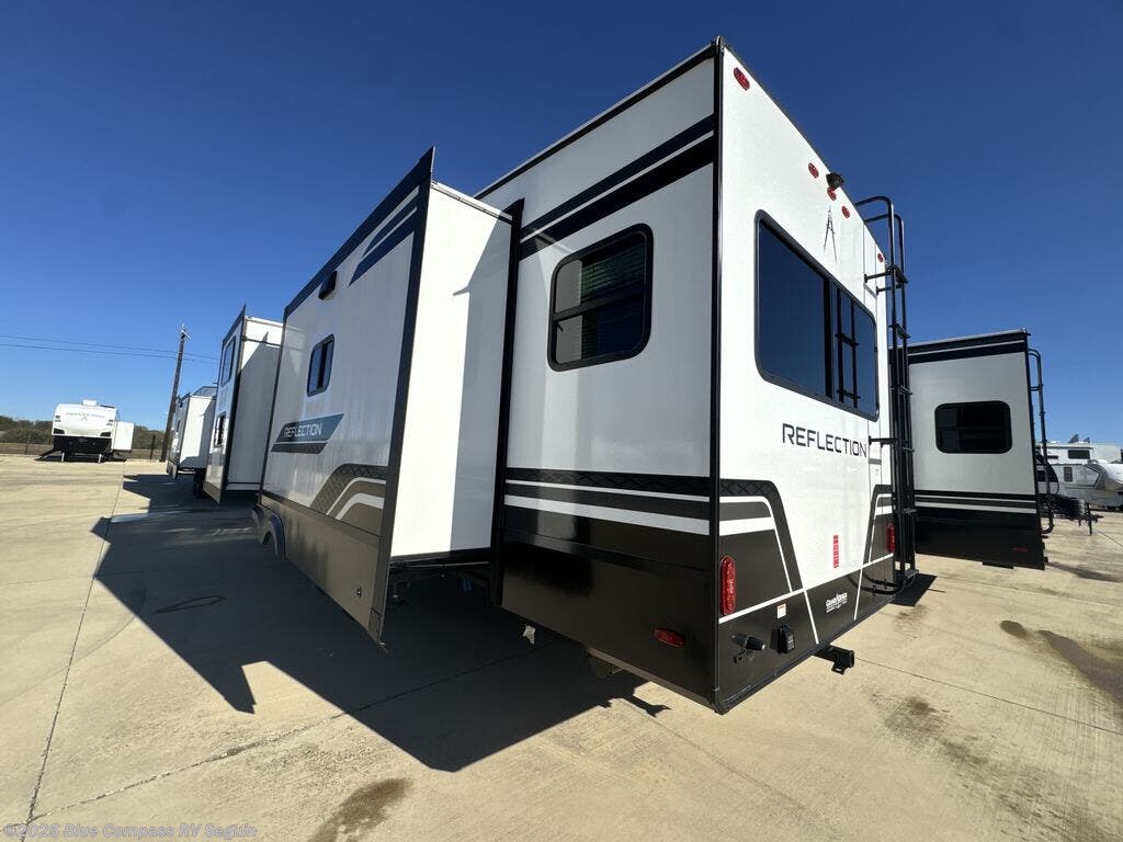 Call now about this 2026 Grand Design Reflection 324MBS! 2026 Grand Design Reflection 324MBS - New Fifth Wheel For Sale by Blue Compass RV Seguin in Seguin, Texas