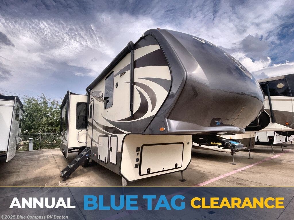 Email now about this 2018 Vanleigh Vilano 320GK! Used 2018 Vanleigh Vilano 320GK available in Denton, Texas