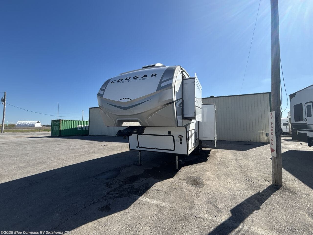 Email now about this 2025 Keystone Cougar Half-Ton 24RDS! New 2025 Keystone Cougar Half-Ton 24RDS available in Norman, Oklahoma