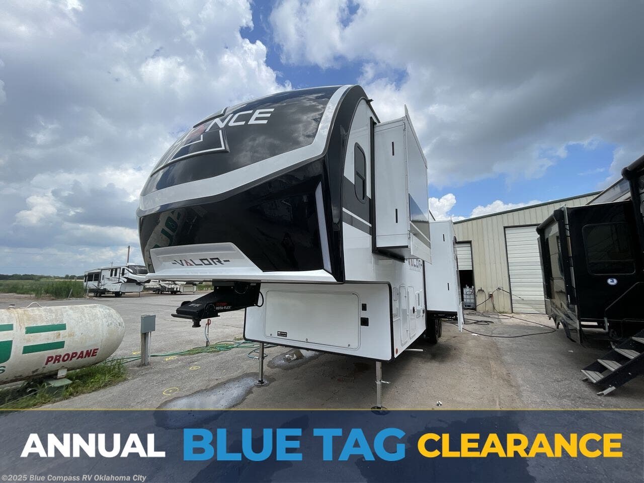 Email now about this 2026 Alliance RV Valor All-Access 32A10! New 2026 Alliance RV Valor All-Access 32A10 available in Norman, Oklahoma