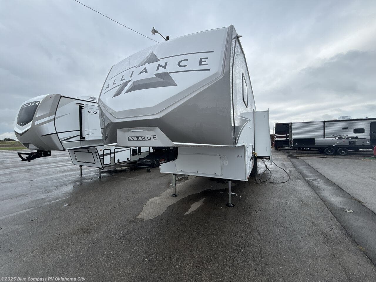 Contact us now about this 2026 Alliance RV Avenue All-Access 29RL! 2026 Avenue All-Access 29RL by Alliance RV from Blue Compass RV Oklahoma City in Norman, Oklahoma