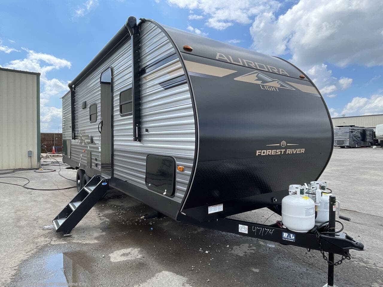 Contact us now about this 2026 Forest River Aurora Light 26BHS! 2026 Aurora Light 26BHS by Forest River from Blue Compass RV Oklahoma City in Norman, Oklahoma